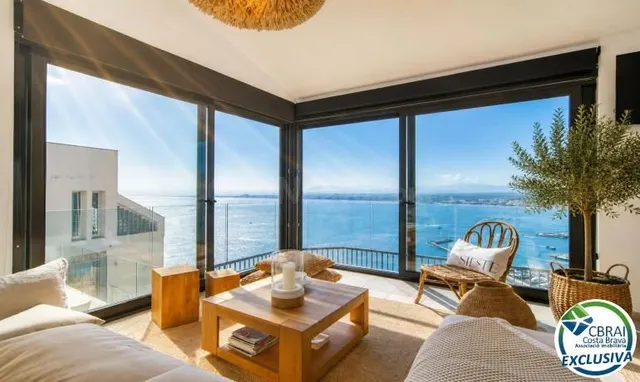 Elegante chalet mediterráneo con jacuzzi, garaje y espectacu - foto 5