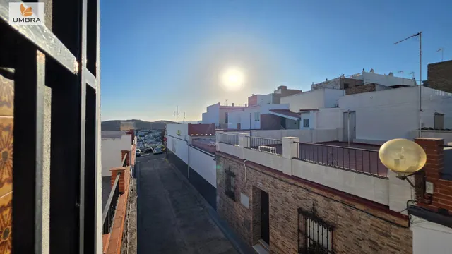 CASA DE 6 DORMITORIOS CON 2 habitaciones EN PLANTA BAJA Y PATIO | VILLAMARTÍN — 22
