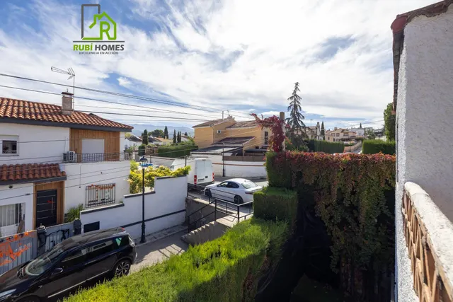 Preciosa casa en Ogíjares con piscina y jardín — 35