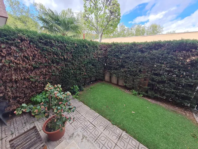 Chalet adosado en alquiler con terraza, piscina y dos plazas de garaje junto al Paseo de Zorrilla — 40