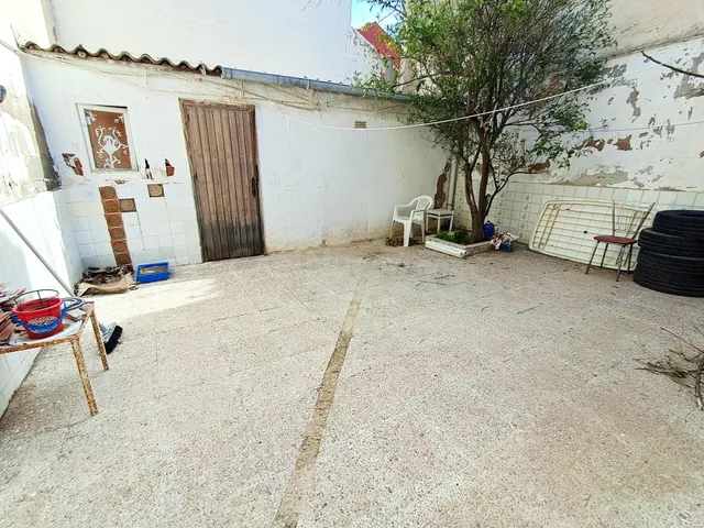 Vivienda en planta baja para reformar de 3 dormitorios junto - foto 4
