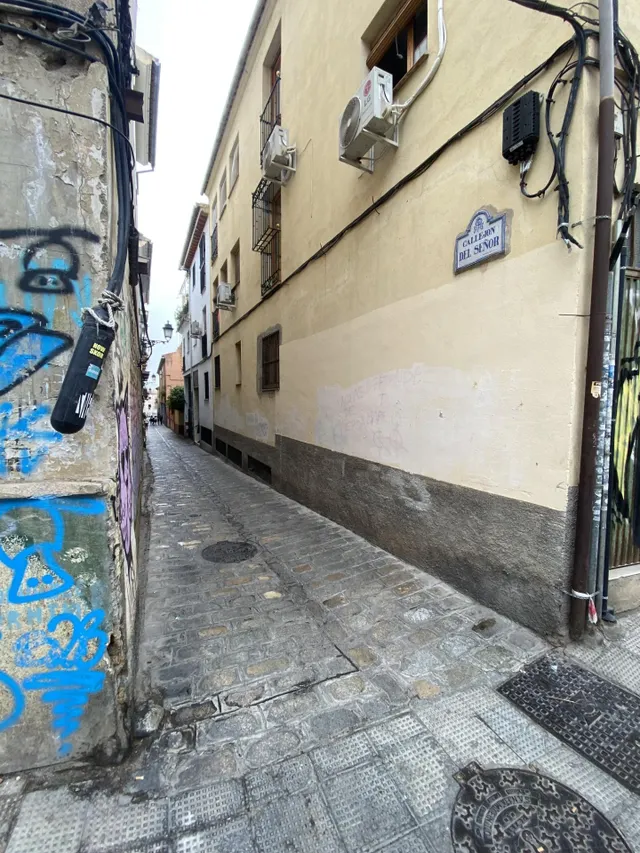PLAZA DE GARAJE EN EL BARRIO DEL REALEJO — 7