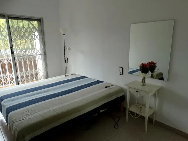 Piso de 1 dormitorio en Amposta, con ascensor y balcón — 11
