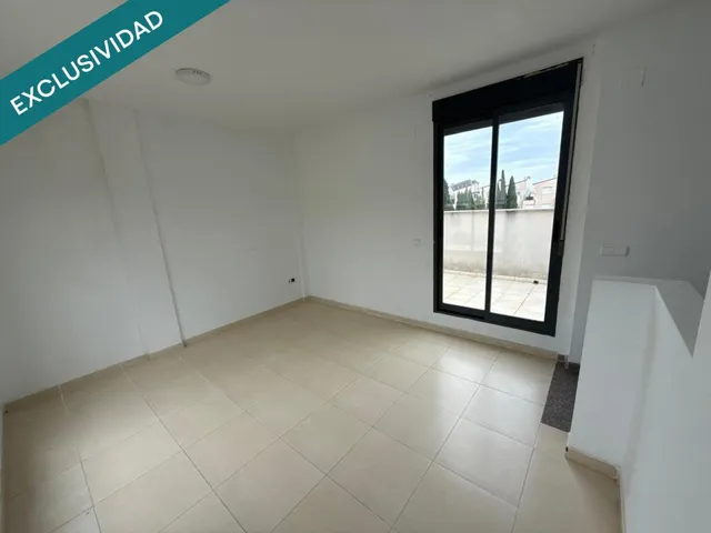 ADOSADO EN CAMI CATALANS-PLAYA — 30