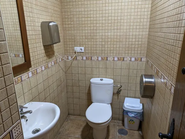 Local comercial 417m² en venta - Centro — 15