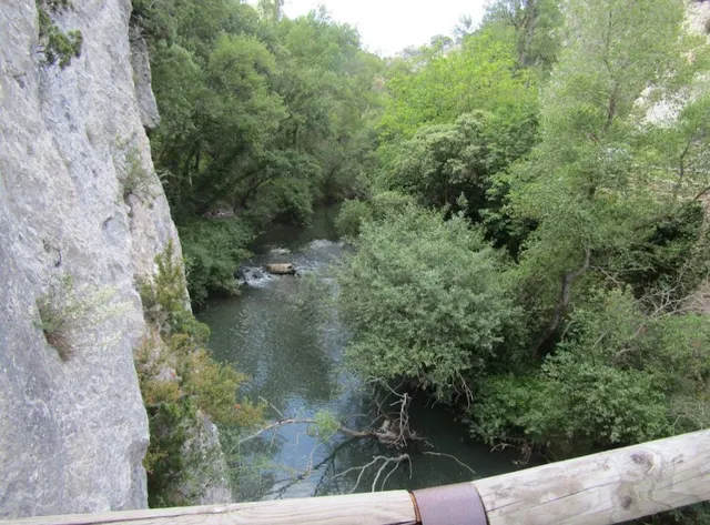 Casa independiente en venta en Oña con garaje, huerta y zona de barbacoa — 31