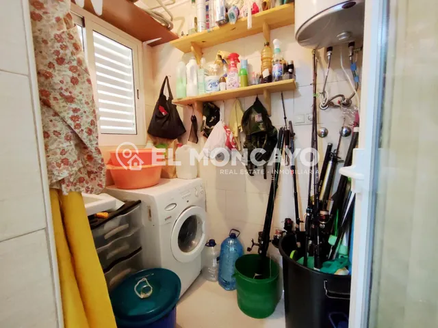 Fantástico apartamento con amplia terraza en Guardamar del Segura, Alicante, Costa Blanca — 11