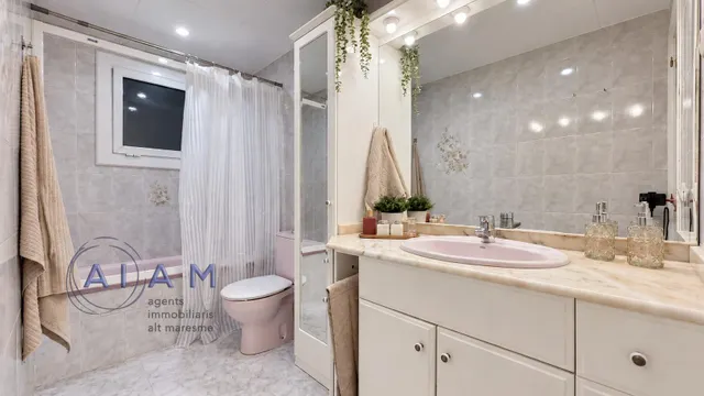 Piso muy céntrico con 4 habitaciones — 26