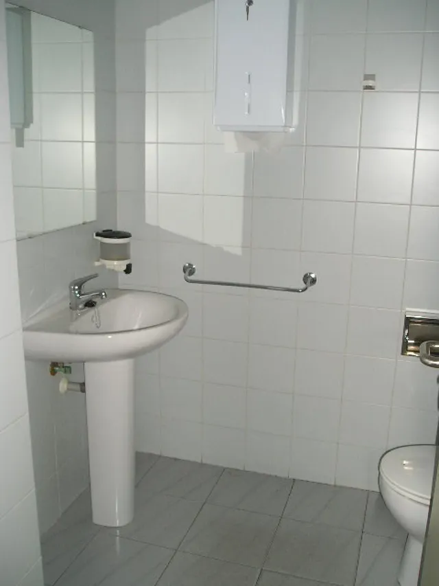 Local comercial 550m² en alquiler - María Auxiliadora — 14
