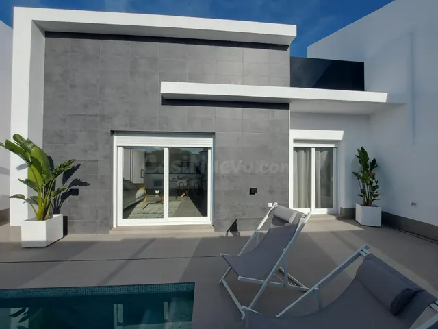 VIVIENDA DE OBRA NUEVA TORRE-PACHECO — 4