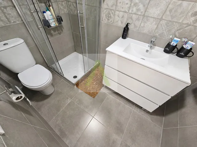 Piso seminuevo para entrar a vivir !! — 9