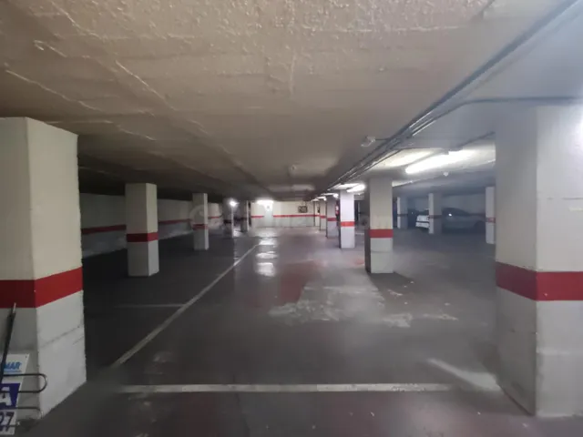 PARKING EN EL CENTRO DE SALOU - foto 3