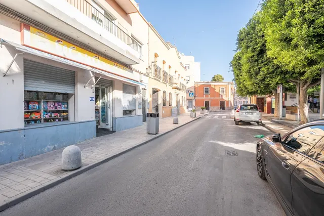 HUERCAL ALMERIA - PUEBLO: LOCAL COMERCIAL CON ALMACEN/COCHER - foto 3