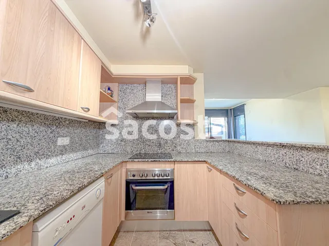 Tu hogar en fenals, a 450 metros del mar y con parking incluido — 19