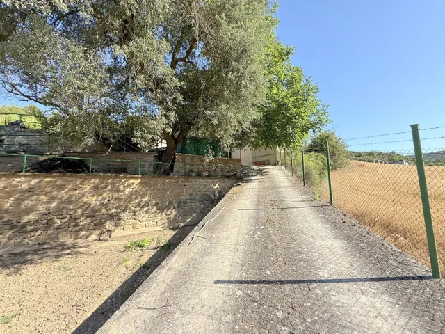 Finca Rustica en Eraul - foto 2