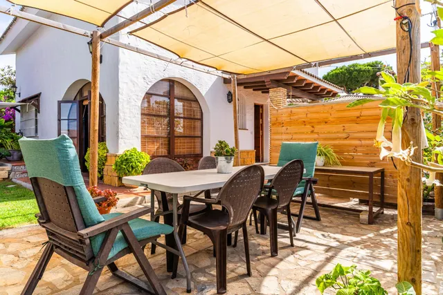 VENTA DE CHALET EN VENTA EN LAS DEHESILLAS — 11