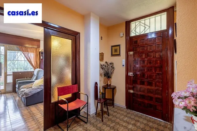 Gran casa con parcela y piscina en Cájar — 26