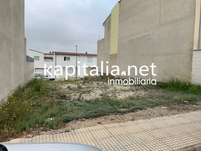 Terreno urbano en Montaverner a la venta — 2