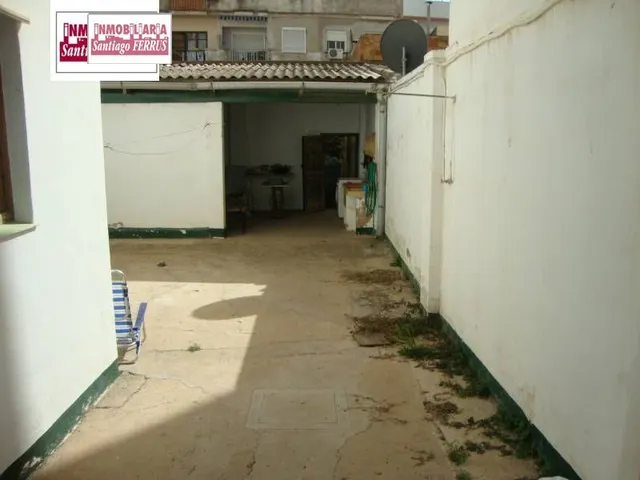 VENTA DE CASA CON AMPLIO CORRAL EN BENIFAIO — 11