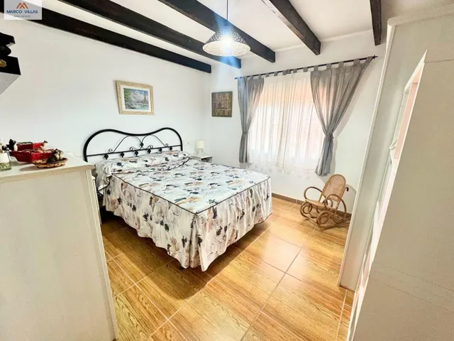 Villa con piscina-1285LM — 8