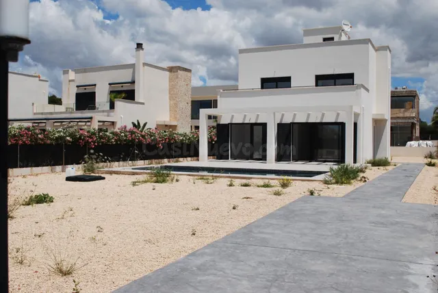 Casa moderna de nueva construcción con vistas al mar en Cala - foto 3