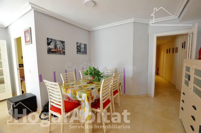 ¡En pleno centro! Impecable, exterior y luminoso con garaje y ascensor, todo amueblado — 5