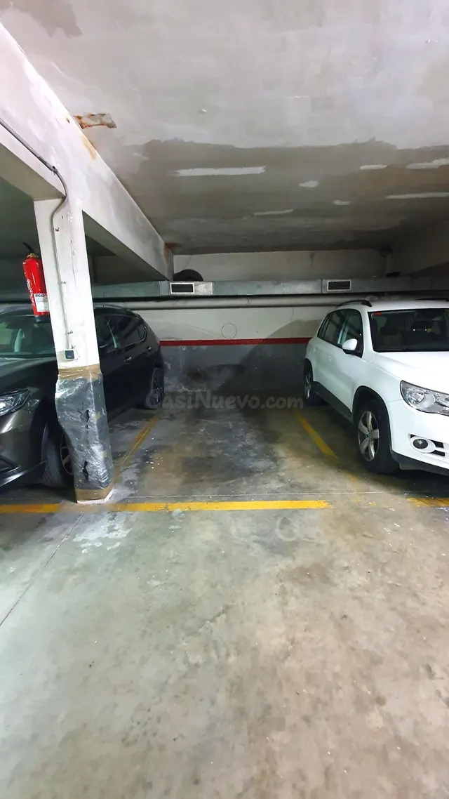 PLAZA DE PARKING EN LA CREU DE BARBERÀ - foto 2