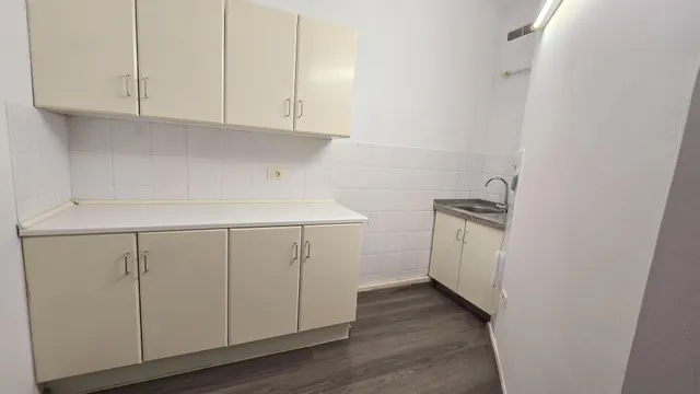 Oficina reformada y amueblada de 128 m2 en el Edificio Peceño, en pleno centro de Santa Cruz de Tenerife — 14
