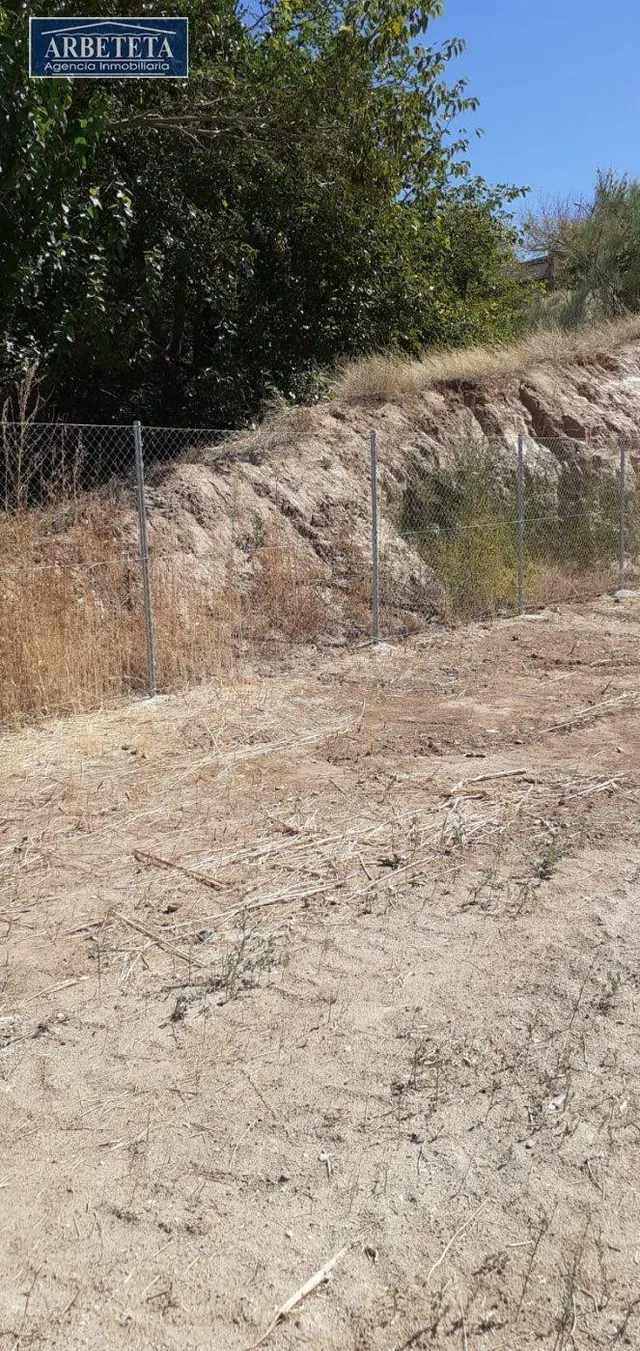 INMOBILIARIA ARBETETA ALQUILA PARCELA INDUSTRIAL EN GUADALAJ - foto 4