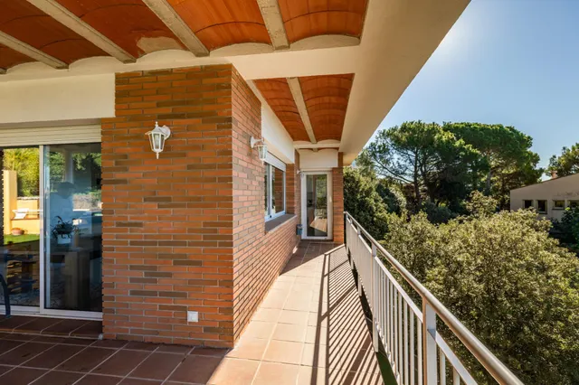 Casa con vistas espectaculares — 26
