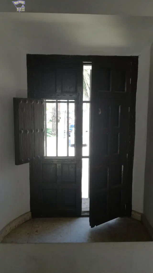 VENTA DE CASA EN PLENO CENTRO DEL BARRIO BAJO — 17
