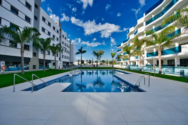 Ultimas unidades !! Ático en estilo contemporáneo en Urbanización Jardines Las Lagunas — 14