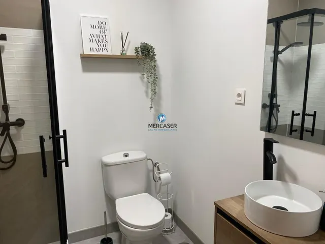 Chalet adosado en venta, Zona centro de Torres de la Alameda — 28