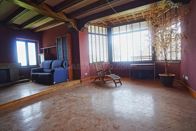 Finca de 37 ha con viñedo DO, vivienda de 600 m2 y 3.000 m2 