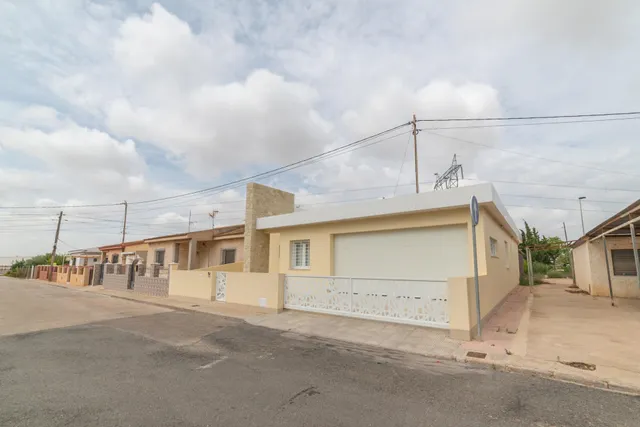 Casa 3 habitaciones 130m² en venta - Roda — 39