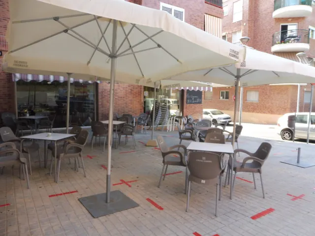 ¿ LOCAL COMERCIAL CON NEGOCIO CONSOLIDADO? ¿ O TU NUEVA CASA ESQUINERA CON ZONAS COMUNES ? — 3
