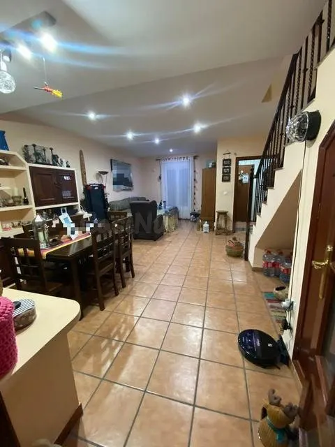 ZONA VEREDON DE LOS FRAILES - Casa de 110m2 con patio y tras - foto 2