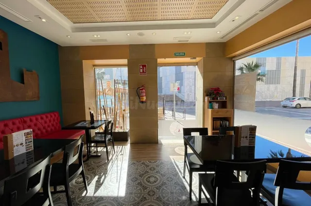 Espectacular restaurante/cafetería actualmente en marcha en  - foto 5