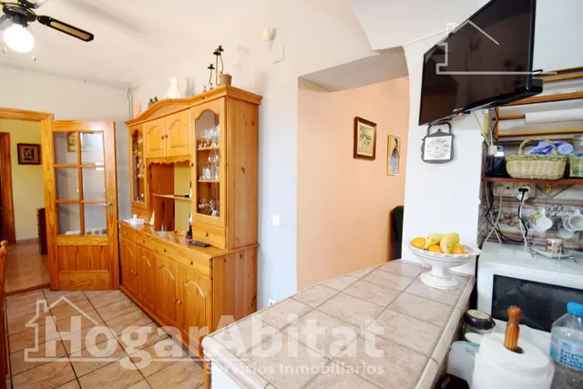 CHALET SEMINUEVO CON PISCINA, GARAJE, JARDIN Y TERRAZA — 42