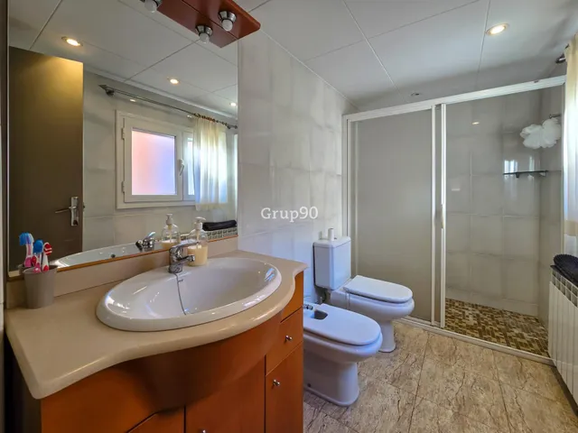 CASA EN VENTA EN ALPICAT – CARRER LLEIDA — 27