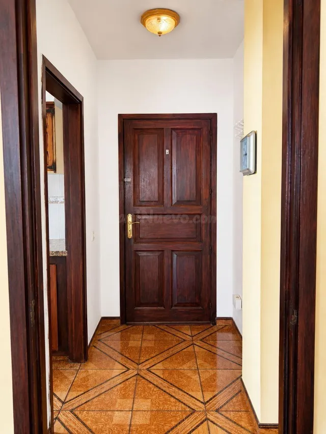 Amplia vivienda de 3 dormitorios con terraza y trastero en P - foto 2
