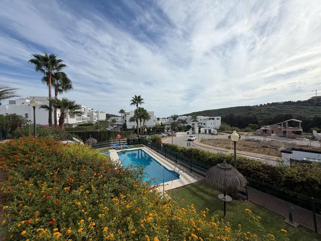 Amplia vivienda en Casares Costa con espectacular terraza privada, garaje y trastero — 24