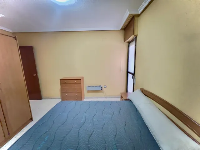 Apartamento con garaje en el centro — 13