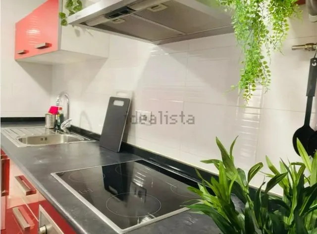 ALQUILER DE LINDA VIVIENDA REFORMADA ZONA ALTOZANO CON TERRAZA — 12