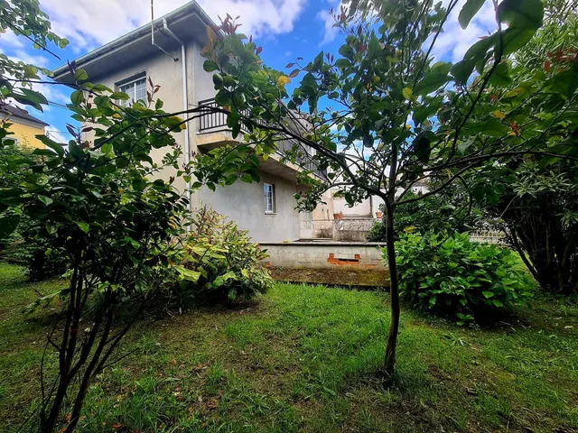 Casa señorial gallega con finca de 2.862 m2 a solo 5 minutos - foto 5