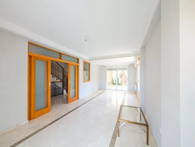 Exclusiva Residencia Unifamiliar en Cájar: Haciendo esquina. Espacio, Calidad y Bienestar para su Familia — 20