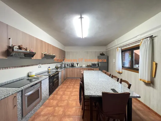 REF 4206 CASA 5 DORM. CON AMPLIA PARCELA CERRADA ( MOS ) — 8