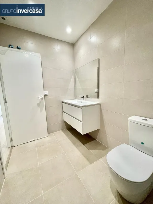 Vivienda seminueva con plaza de aparcamiento situada en Plaza San Rafael de Quart de Poblet (Valencia). — 25