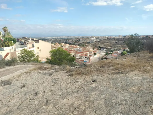 Parcela en venta en Ciudad Quesada – 6.900 m2