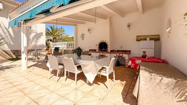 Villa 4 habitaciones 344m² en venta - Centro de la Ciudad Quesada — 8